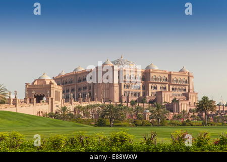 Das Emirates Palace Hotel in Abu Dhabi, Vereinigte Arabische Emirate, Naher Osten Stockfoto