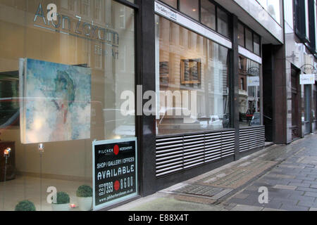 Kunstgalerien in der Cork Street in London, Vereinigtes Königreich. Stockfoto