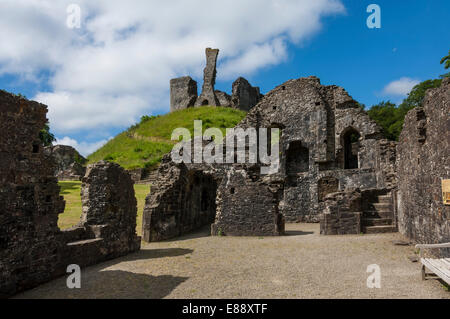 Das 11. Jahrhundert Motte und Bailey Schloß, Okehampton, Devon, England, Vereinigtes Königreich, Europa Stockfoto
