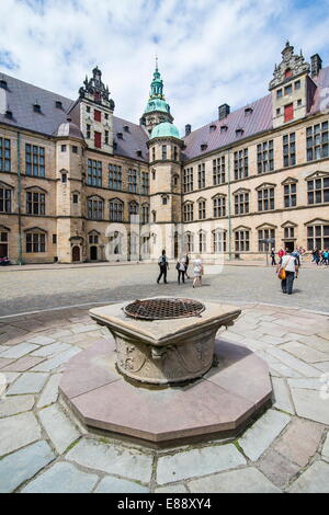 Innenhof in Kronborg Renaissance-Schloss, UNESCO-Weltkulturerbe, Helsingør, Dänemark, Skandinavien, Europa Stockfoto