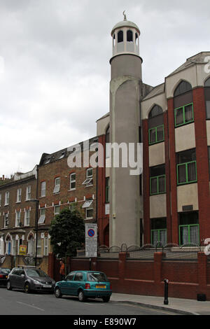 Die North London Central Mosque, auch bekannt als die Finsbury Park-Moschee in Finsbury Park, London, fotografiert am Mittwoch 30 Stockfoto