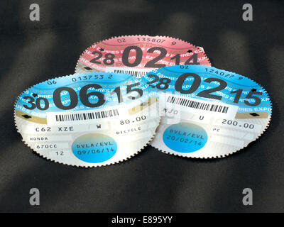 UK-Discs Steueränderungen fand am 1. Oktober 2014 statt. Es ist nicht mehr eine Anforderung für Kraftfahrzeuge eine Vignette angezeigt werden Stockfoto