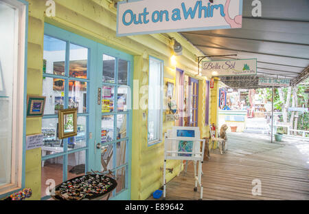 die Regentonne Souvenir Shop und Künstler-Bereich auf Islamorada in den Florida Keys Stockfoto