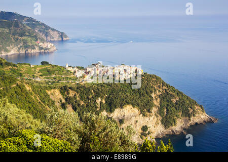 Blick auf die Cinqueterre, Corniglia und Manarola, Italien Stockfoto