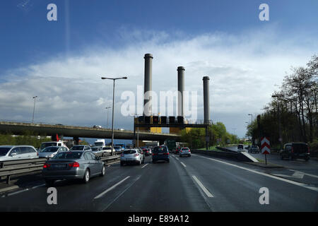 Berlin, Deutschland, die CHP in Wilmersdorf auf die Stadtautobahn A100 Stockfoto