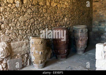 Amphoren im Palast von Knossos Kreta, Griechenland Stockfoto