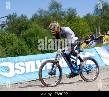 Brendan Fairclough im UCI Mountainbike World Cup Wettbewerb Stockfoto