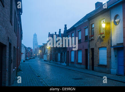 Frühen Morgen Ion einer Seitenstraße in Brügge, Belgien Stockfoto