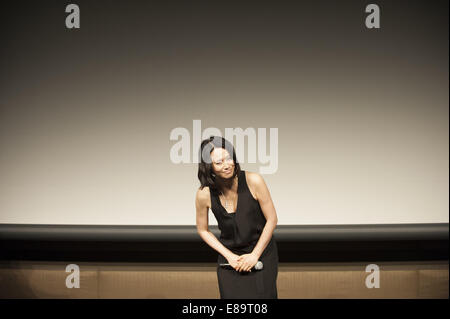 Toranomon, Tokio, Japan. 30. September 2014. Japanische Schauspielerin MIKI NAKATANI erscheint als Festival Muse auf einer Pressekonferenz, vollständige Line-up für das 27. Tokyo International Film Festival in Toranomon Hills in Tokio Dienstag Sept. 30 2014 bekannt zu geben. © Hiroko Tanaka/ZUMA Draht/Alamy Live-Nachrichten Stockfoto