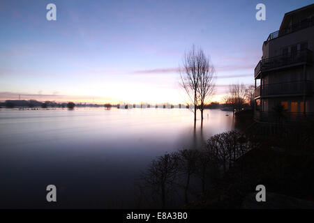 Überschwemmungen in Surrey Stockfoto