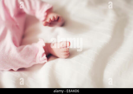 Baby Mädchen Beine Stockfoto