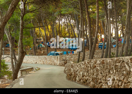 Mina-Campingplatz in Jelsa, Insel Hvar, Kroatien Stockfoto