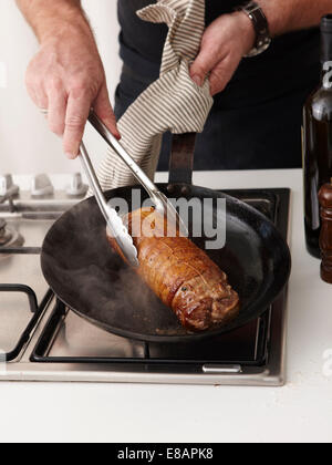 Wie erstelle ich rollte seltene Lamm Ratatouille Schritt 08 Stockfoto