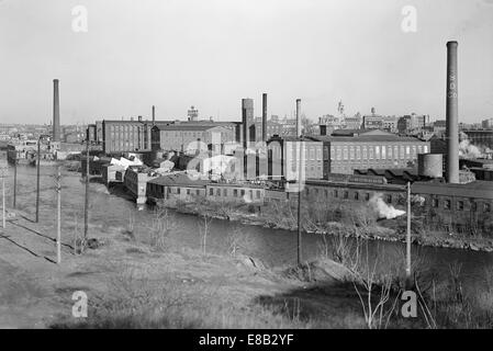 Paterson, New Jersey - Textilien. Madison Seide Co. Passaic River und alten Seide Mühle Abschnitt, März 1937 Stockfoto