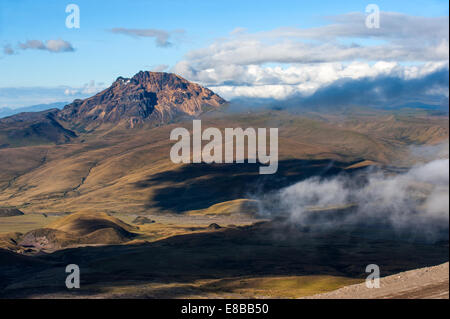 Sinchulagua Vulkan, Anden-Hochland von Ecuador, Südamerika Stockfoto