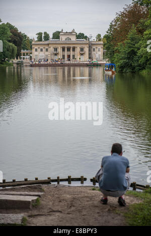 Wasserpalast im Lazienki Park (Königlichen Bäder) in Warschau, Polen Stockfoto