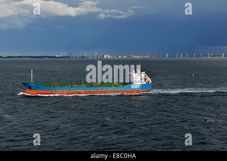 Thun Gnade Tanker Schiff auf der Ostsee, Blick von Kopenhagen Fähre nach Oslo, Norwegen-140818 62388 Stockfoto