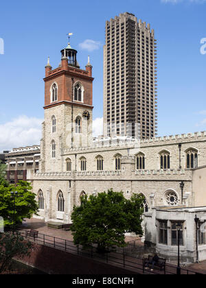 St Giles ohne Predigten Kirche am Barbican London Stockfoto