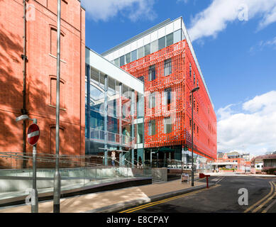 Das Citylabs Gebäude. Büro- und Laborgebäude Platz für Bio-Gesundheits-Unternehmen. Aus Oxford Straße, Manchester, England, Vereinigtes Königreich. Stockfoto