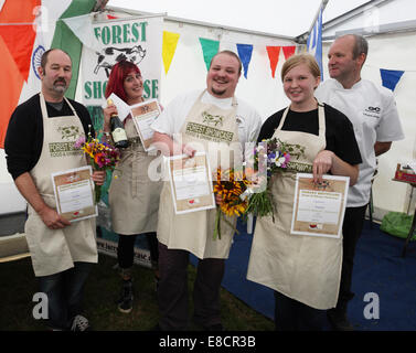 Wald des Dekans, Gloucestershire, UK. 5. Oktober 2014. Gloucestershire Wald Showcase. Jährliche Feinschmecker-Veranstaltung in diesem Jahr mit dem Eichhörnchen-Burger-Herausforderung. Bildnachweis: David Broadbent/Alamy Live-Nachrichten Stockfoto