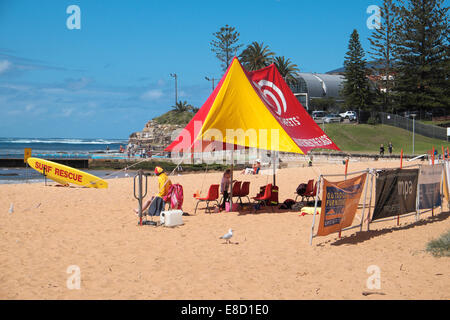 Collaroy Strand im Frühling, Surf Life Saving Saison hat gerade begonnen (September), Sydney, Australien Stockfoto