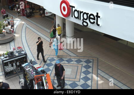 Ziel, Kaufhaus, Warringah Mall Shopping Centre, Sydney, Australien Stockfoto