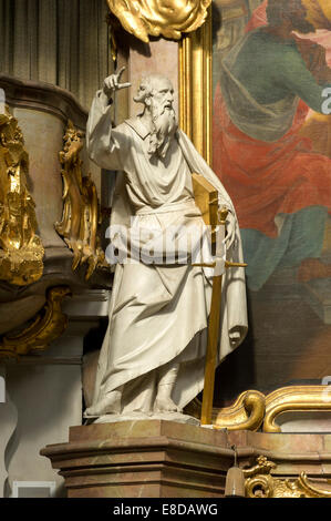 Figur des Apostels Paulus, von Franz Georg Hermann, barocke Kirche St. Maria Himmelfahrt, Ettal Abbey, Ettal Stockfoto