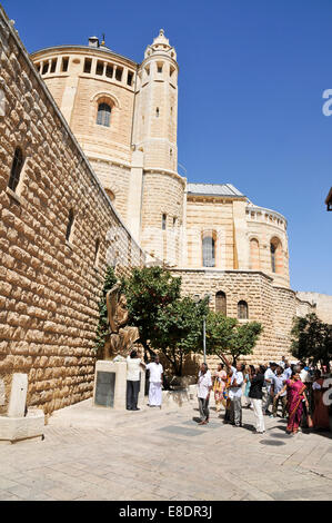 Israel, Jerusalem, Hagia Maria Sion Abtei (Dormition Abbey) ist ein Benediktiner-Abtei in Jerusalem auf dem Mt. Zion vor den Toren der wal Stockfoto