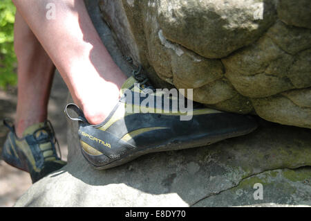 Klettern und Bouldern in Fontainebleau Stockfoto