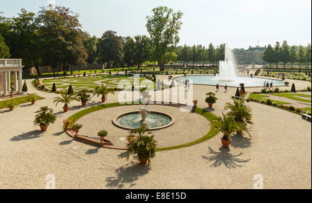 Apeldoorn, Gelderland, Niederlande: Rückansicht auf Paleis Het Loo (in englischer Sprache: The Woods Palace) aus dem oberen Garten. Stockfoto