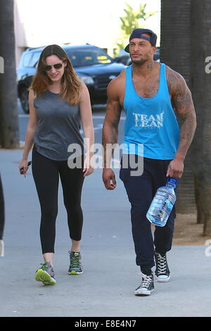 Kelly Brook und David McIntosh gesehen in die Turnhalle.  Mitwirkende: Kelly Brook, David McIntosh wo: Los Angeles, California, Vereinigte Staaten von Amerika als: 3. April 2014 Stockfoto