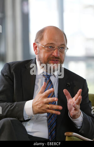 Berlin, Deutschland, Martin Schulz, SPD, im Gespräch mit der Initiative geht auch Anders Stockfoto