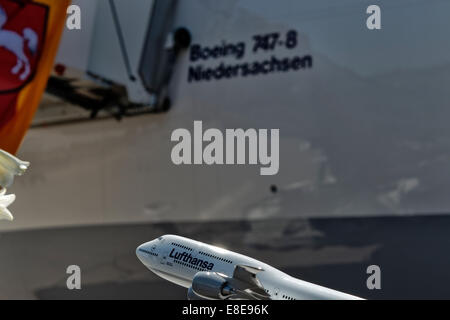 Schönefeld, Deutschland, ILA 2014 Modell einer Lufthansa Boeing 747-8 vor dem ursprünglichen Stockfoto