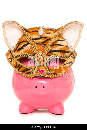 Piggy Bank tragen Tiger Maskerade Maske Ausschnitt Stockfoto