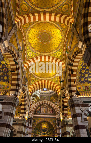 Detail der verzierte Decke in der Notre Dame de la Garde, Marseille, Frankreich Stockfoto