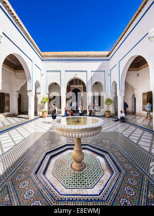 Bahia-Palast, Palais Bahia, gebaut im Auftrag der Grand Vizier Si Moussa im Jahre 1867, Medina, Marrakesch, Marrakech-Tensift-El Haouz Stockfoto