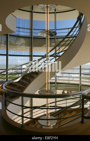 Südlichen Treppe, De La Warr Pavilion, Bexhill on Sea, East Sussex. Stockfoto