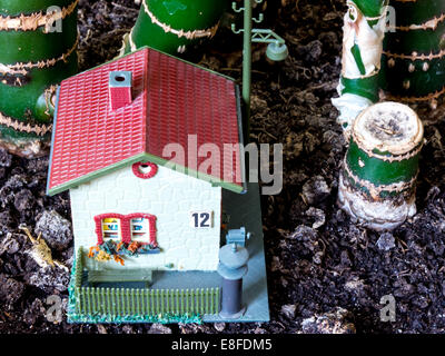 GOMEL, BELARUS - 21. August 2014: Miniatur Spielzeug, in der DDR gemacht. DDR ist Die deutsche Abkürzung für die Deutsche Demokratische Republik. Stockfoto