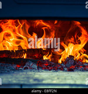 Nahaufnahme von Kaminfeuer Stockfoto