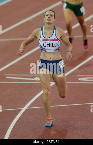 Eilidh Kind (SCO) gewinnt die Silbermedaille und feiert - Frauen 400m Hürden Finale. Leichtathletik - Hampden Park - Glasgow - UK Stockfoto