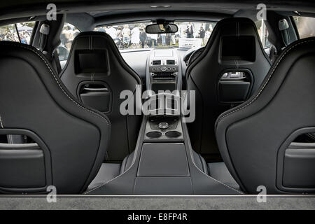 Aston Martin rapide S. Innenansicht des Aston Martin rapide S Supercar 2014. England Großbritannien Stockfoto