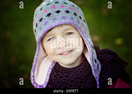 Porträt der jungen Mädchen mit Hut Stockfoto