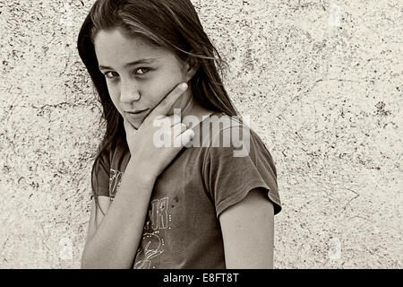 Porträt von moody Teenager-Mädchen Stockfoto