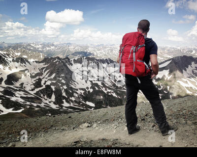 Wanderer, Blick auf Berge, Kolorado, America, USA Stockfoto