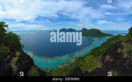 Malaysia, Sabah, Semporna, Mabul Island, idyllische Seelandschaft Stockfoto