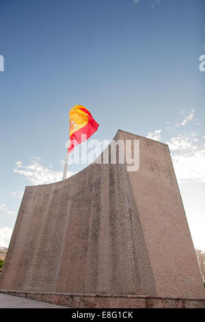 Doppelpunkt-Platz und Kolumbus-Denkmal, Madrid Stockfoto