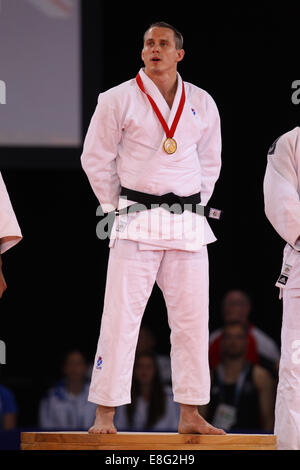 Siegerehrung. Euan Burton (SCO) sammelt seine Goldmedaille - Judo-100 kg Final - SECC - Glasgow Schottland, UK - 260714 - Glasgow Stockfoto