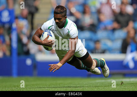 Richard Dharmapala (SRI) taucht einen Versuch zu erzielen. Sri Lanka V Barbados. -SevensIbrox Rugby-Stadion - Glasgow - Schottland, Großbritannien- Stockfoto