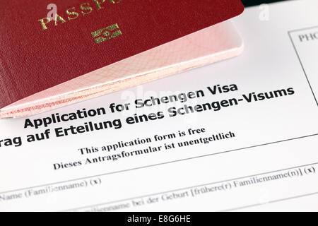 Anwendung für Schengen-Visa und Reisepass. Stockfoto