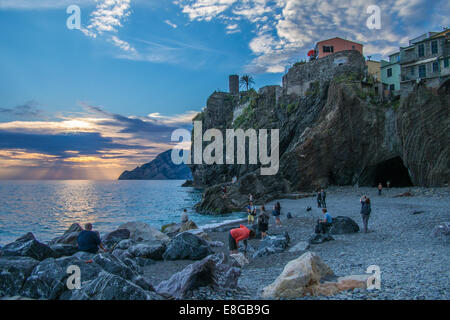 Vernazza Strand, Cinque Terre ("fünf Länder"), Region Ligurien, Italien. Stockfoto